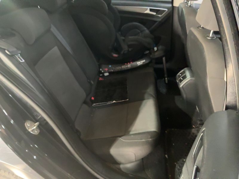 Volkswagen Golf VII 1.6 TDI Edition BlueMotion Tech 2013 – снимка 14