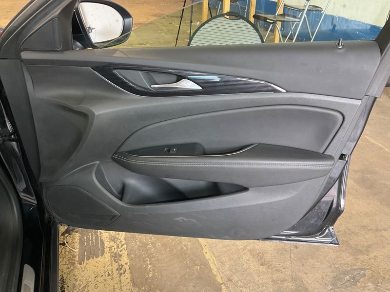 Opel Insignia Sports Tourer 2.0 CDTI Business Innovation 2019 – снимка 32