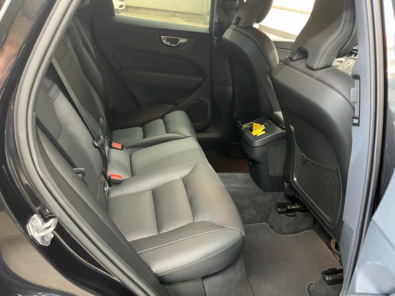 Volvo XC60 2.0 B5 Diesel Mild-Hybrid Inscription AWD 2021 – снимка 20