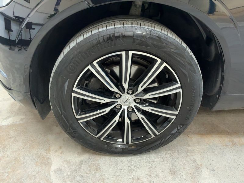 Volvo XC60 2.0 B5 Diesel Mild-Hybrid Inscription AWD 2021 – снимка 3