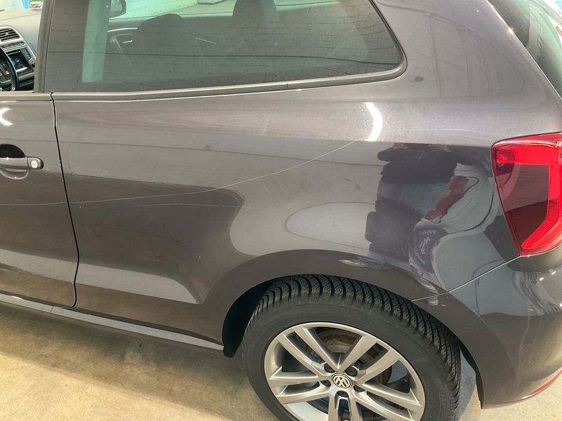 Volkswagen Polo 1.0 Lounge 2015 – снимка 24