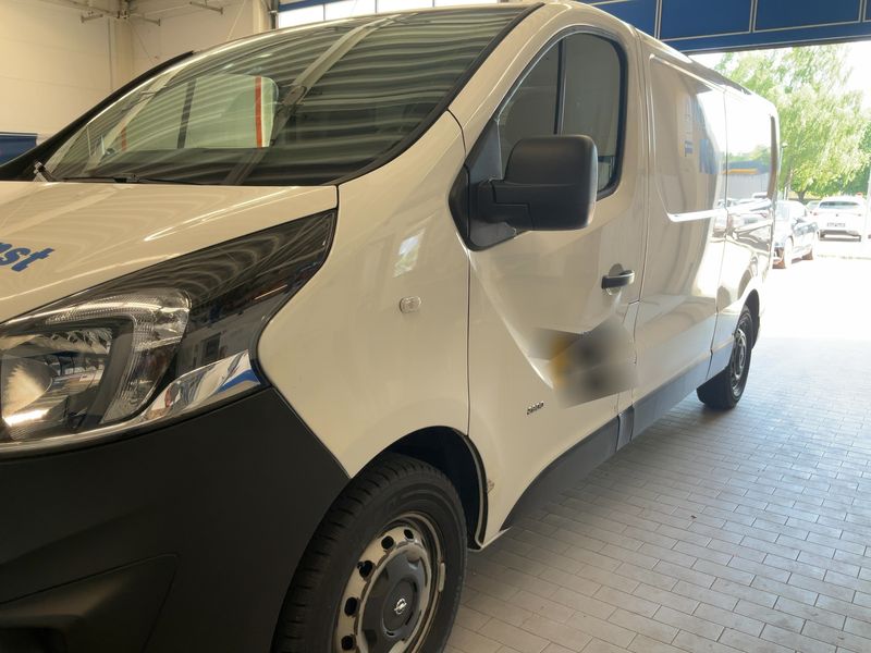 Opel Vivaro 1.6 CDTI Biturbo Kasten L2H1 2,9t 2018 – снимка 2