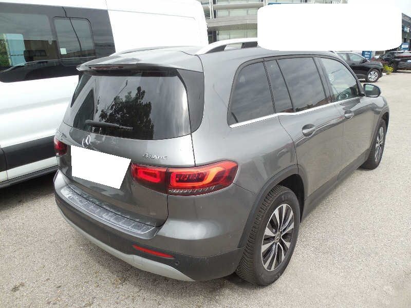 Mercedes-Benz GLB-Klasse GLB 200 d 4Matic 2022 – снимка 4