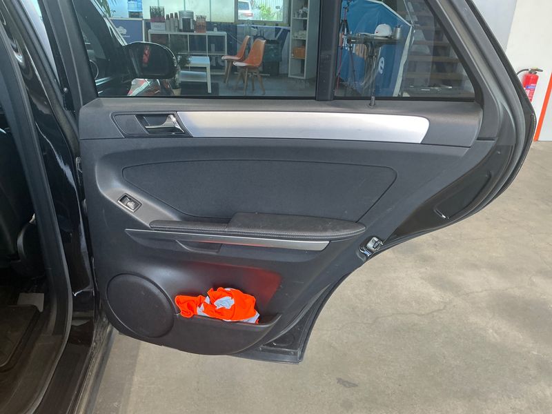 Mercedes-Benz M-Klasse ML 320 CDI 2006 – снимка 37