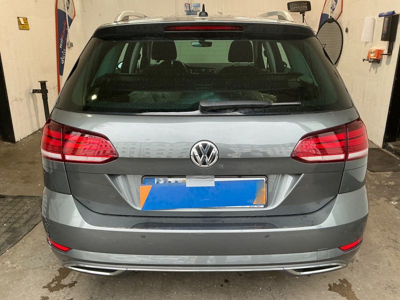 Volkswagen Golf VII 2.0 TDI Highline BlueMotion Tech 2019 – снимка 7
