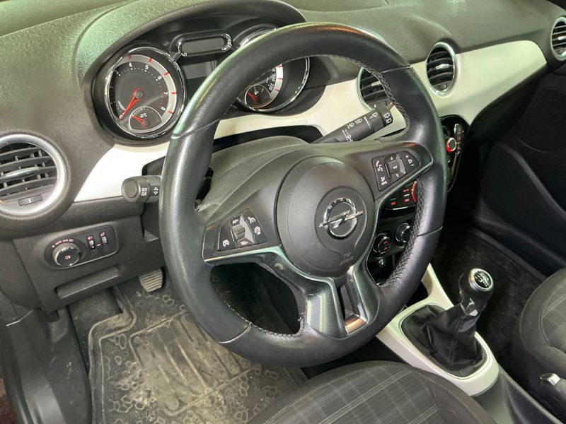 Opel Adam 1.4 Glam 2013 – снимка 29