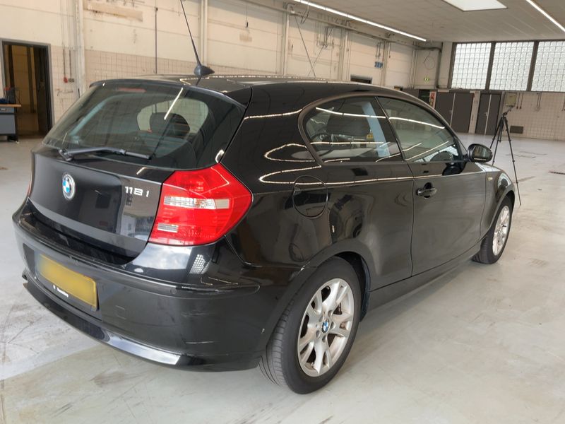 BMW 1er 118i 2009 – снимка 8