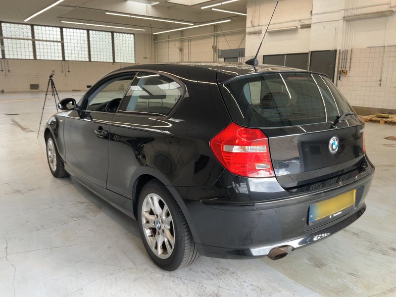 BMW 1er 118i 2009 – снимка 6