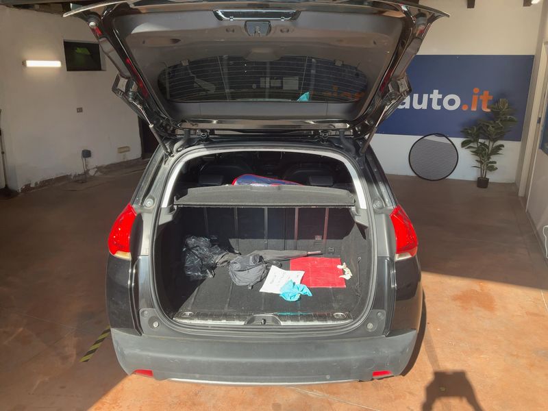 Peugeot 2008 1.6 e-HDi Allure 2014 – снимка 15