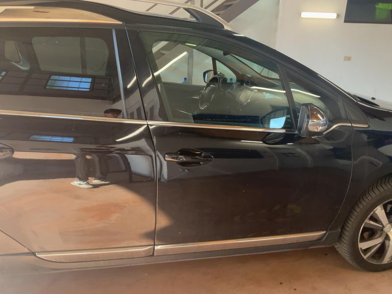 Peugeot 2008 1.6 e-HDi Allure 2014 – снимка 10