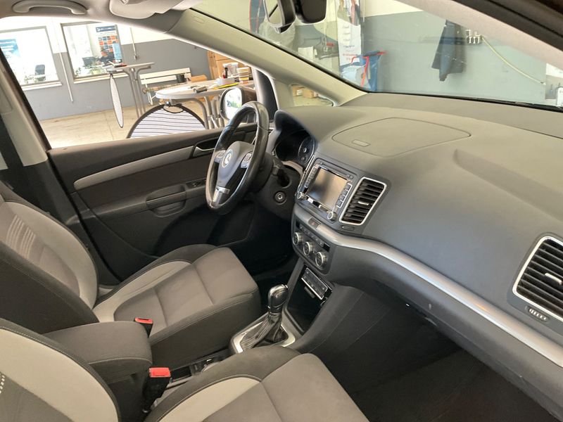 Volkswagen Sharan 2.0 TDI Life BlueMotion Tech 2013 – снимка 33