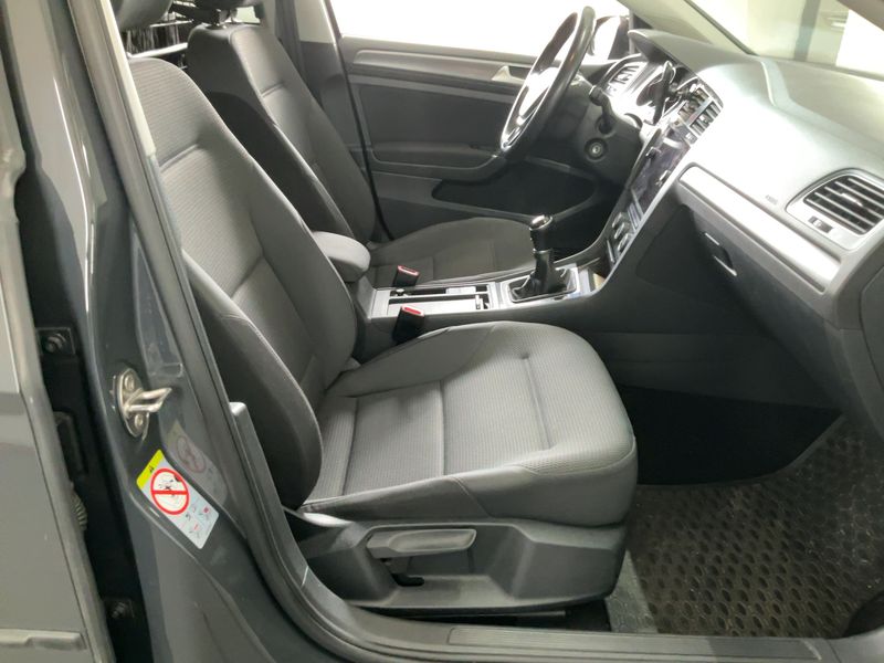 Volkswagen Golf VII 1.6 TDI Comfortline BlueMotion Tech 2019 – снимка 17