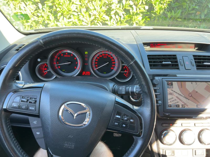 Mazda 6 2.0 Sports-Line 2011 – снимка 18