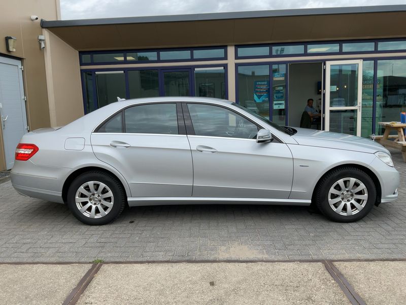 Mercedes-Benz E-Klasse E 250 CGI BlueEfficiency Elegance 2009 – снимка 10