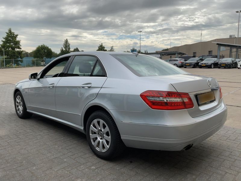 Mercedes-Benz E-Klasse E 250 CGI BlueEfficiency Elegance 2009 – снимка 6