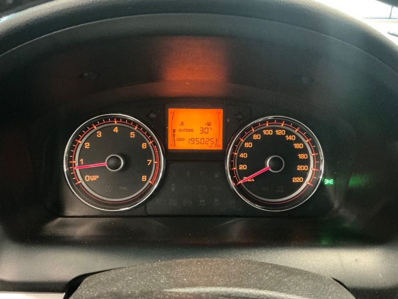 Ssangyong Korando 2.0 C 4x2 2013 – снимка 4