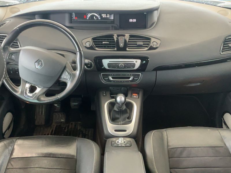 Renault Scenic 1.2 TCe Energy BOSE Edition 2016 – снимка 17