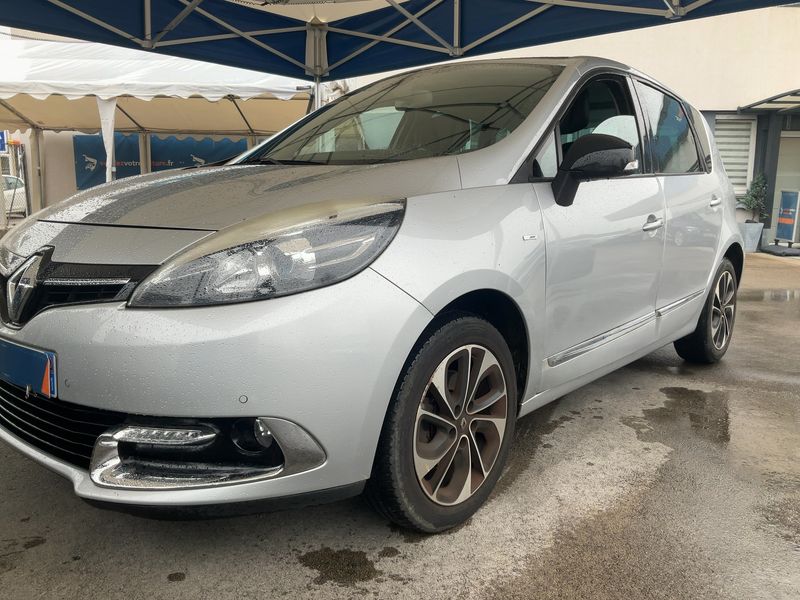 Renault Scenic 1.2 TCe Energy BOSE Edition 2016 – снимка 2