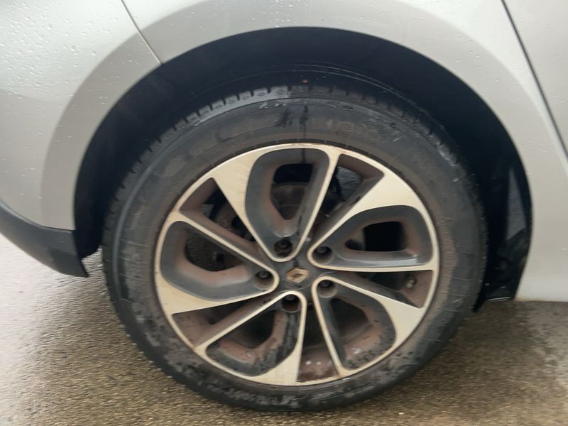 Renault Scenic 1.2 TCe Energy BOSE Edition 2016 – снимка 9