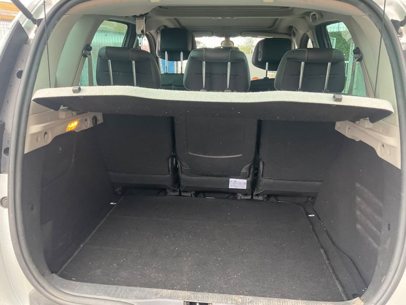 Renault Scenic 1.2 TCe Energy BOSE Edition 2016 – снимка 30