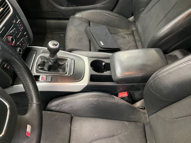 Audi A4 2.0 TDI S line Sportpaket plus 2011 – снимка 38