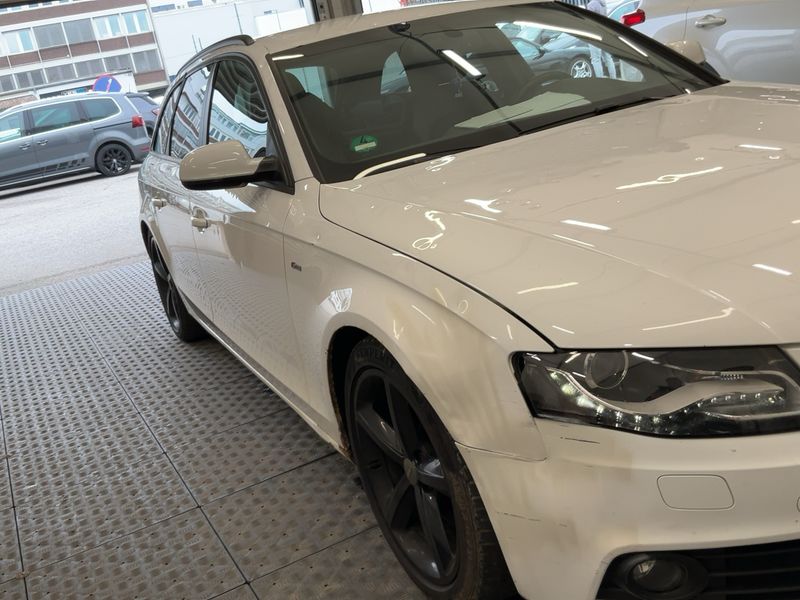 Audi A4 2.0 TDI S line Sportpaket plus 2011 – снимка 8
