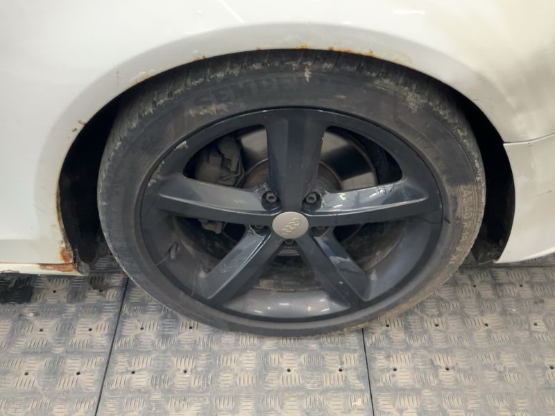 Audi A4 2.0 TDI S line Sportpaket plus 2011 – снимка 19