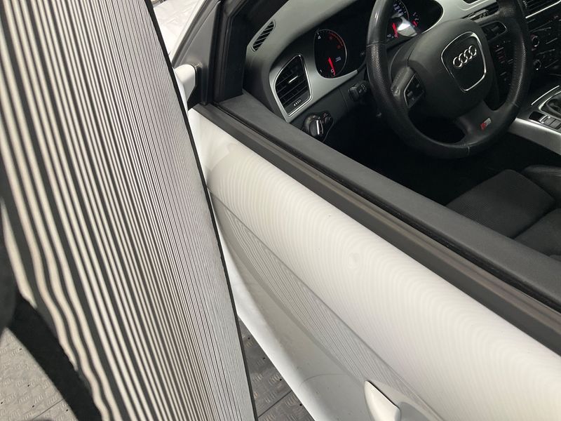 Audi A4 2.0 TDI S line Sportpaket plus 2011 – снимка 47