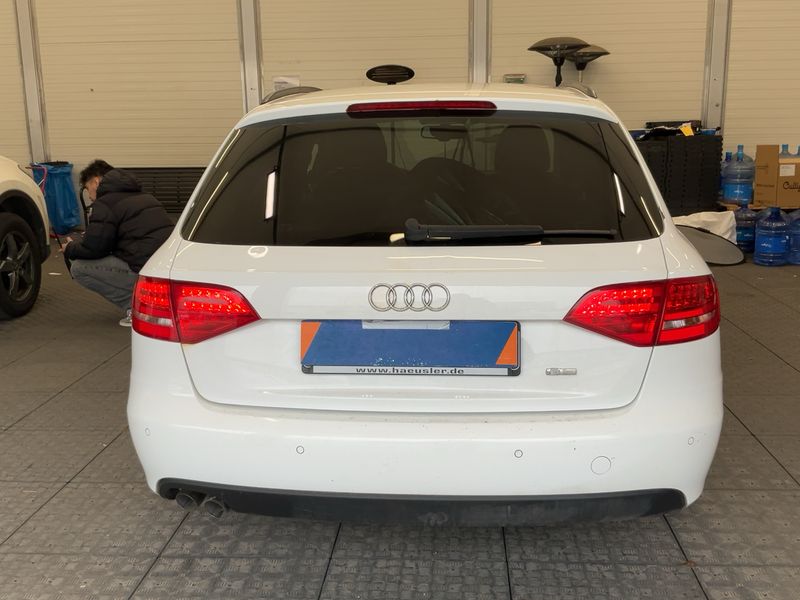 Audi A4 2.0 TDI S line Sportpaket plus 2011 – снимка 5