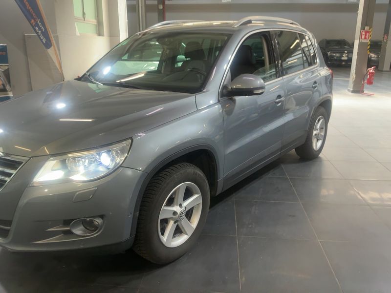 Volkswagen Tiguan 2.0 TSI Sport & Style 4Motion 2008 – снимка 2