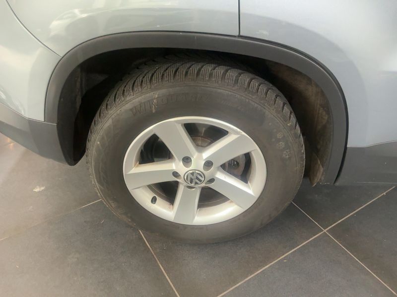 Volkswagen Tiguan 2.0 TSI Sport & Style 4Motion 2008 – снимка 9