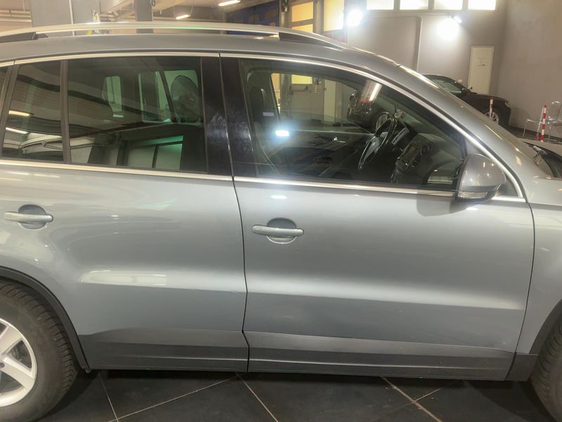 Volkswagen Tiguan 2.0 TSI Sport & Style 4Motion 2008 – снимка 10