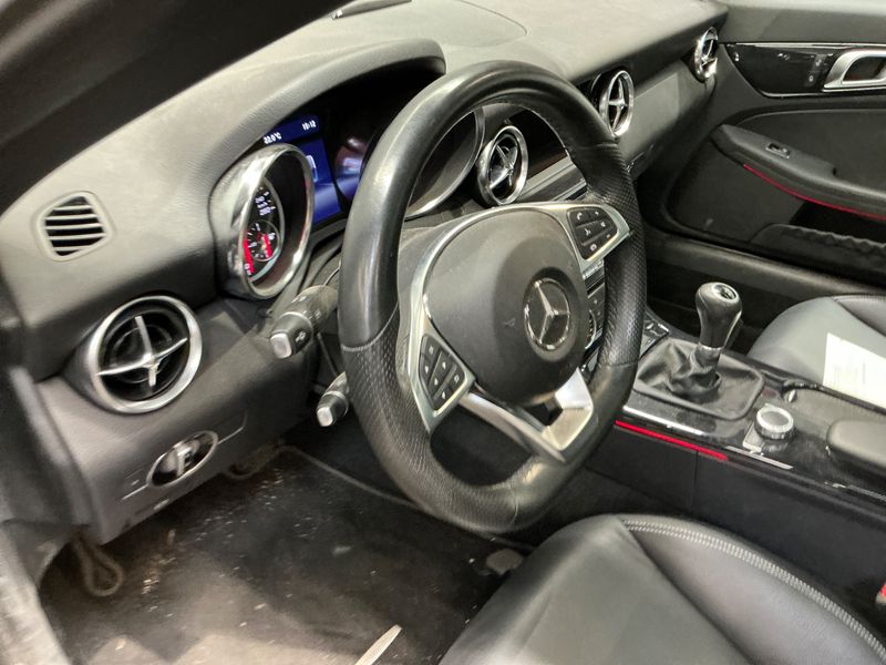 Mercedes-Benz SLC-Klasse SLC 200 CGI 2019 – снимка 24
