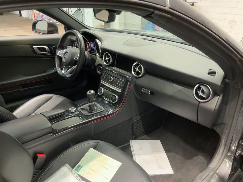 Mercedes-Benz SLC-Klasse SLC 200 CGI 2019 – снимка 18