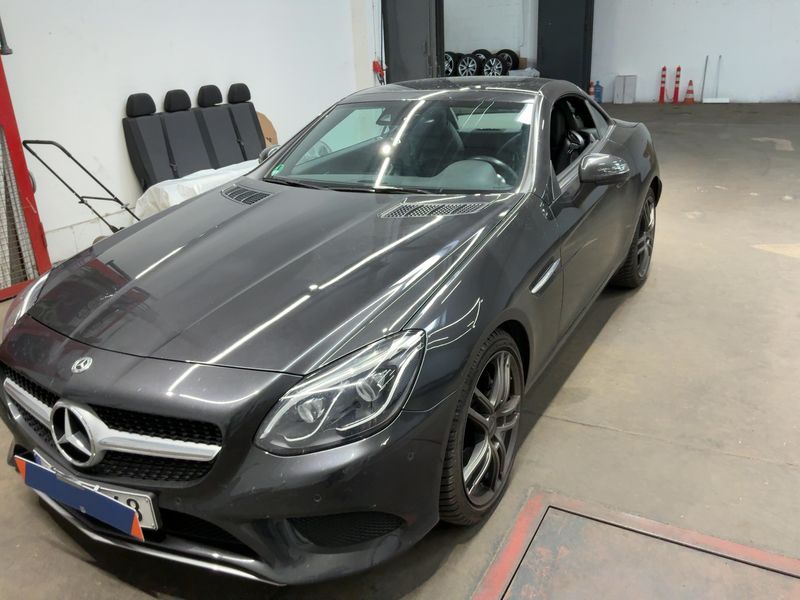 Mercedes-Benz SLC-Klasse SLC 200 CGI 2019 – снимка 1