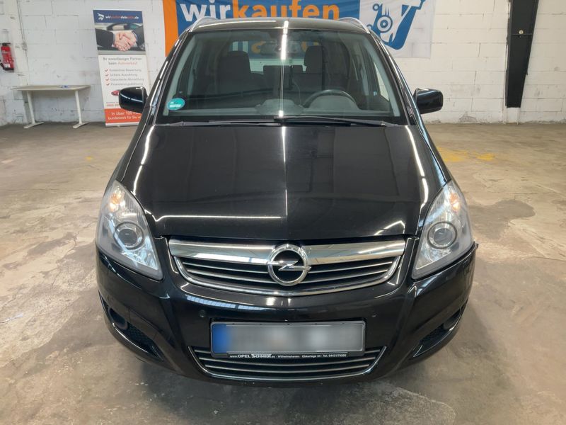 Opel Zafira 1.8 Family Plus 2014 – снимка 14