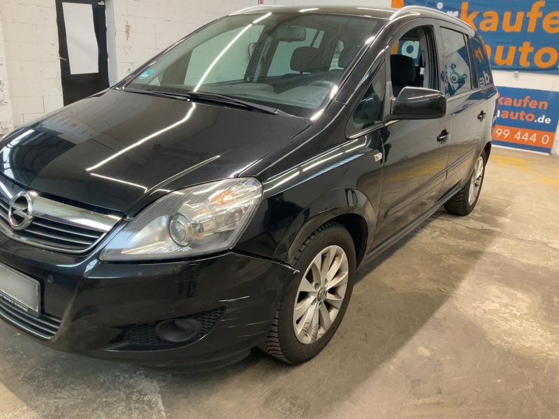 Opel Zafira 1.8 Family Plus 2014 – снимка 2