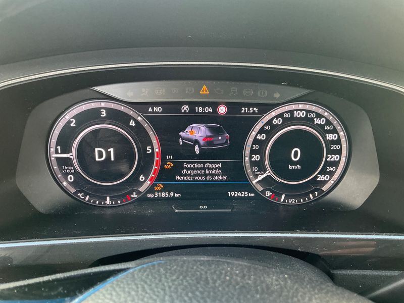 Volkswagen Tiguan 2.0 TDI Carat Exclusive BlueMotion Tech 2018 – снимка 18