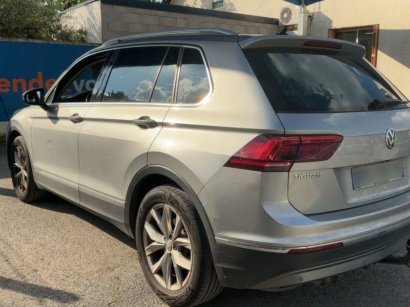 Volkswagen Tiguan 2.0 TDI Carat Exclusive BlueMotion Tech 2018 – снимка 6
