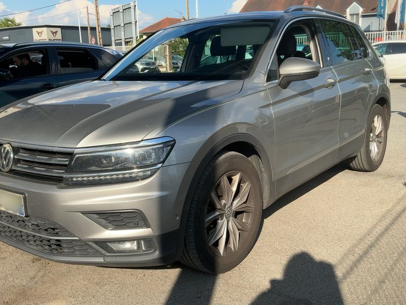 Volkswagen Tiguan 2.0 TDI Carat Exclusive BlueMotion Tech 2018 – снимка 2
