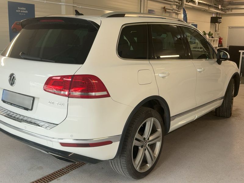 Volkswagen Touareg 3.0 V6 TDI BlueMotion Tech 2017 – снимка 8