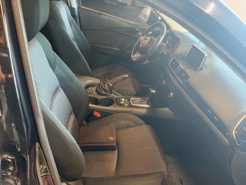 Mazda 3 2.2 Turbodiesel Center-Line 2014 – снимка 16