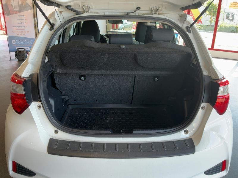 Toyota Yaris 1.0 VVT-i 2017 – снимка 16