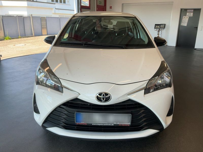 Toyota Yaris 1.0 VVT-i 2017 – снимка 14