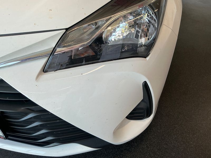 Toyota Yaris 1.0 VVT-i 2017 – снимка 29