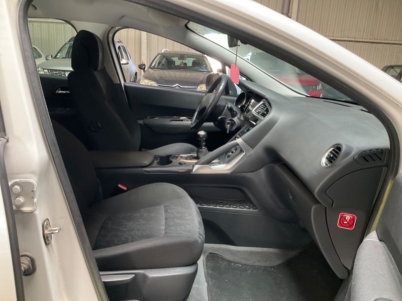 Peugeot 3008 1.6 HDi Active 2012 – снимка 3