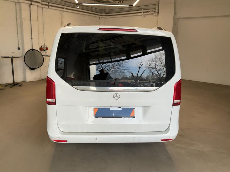 Mercedes-Benz V-Klasse V 250 d lang 4Matic BlueTEC Edition 2019 – снимка 7
