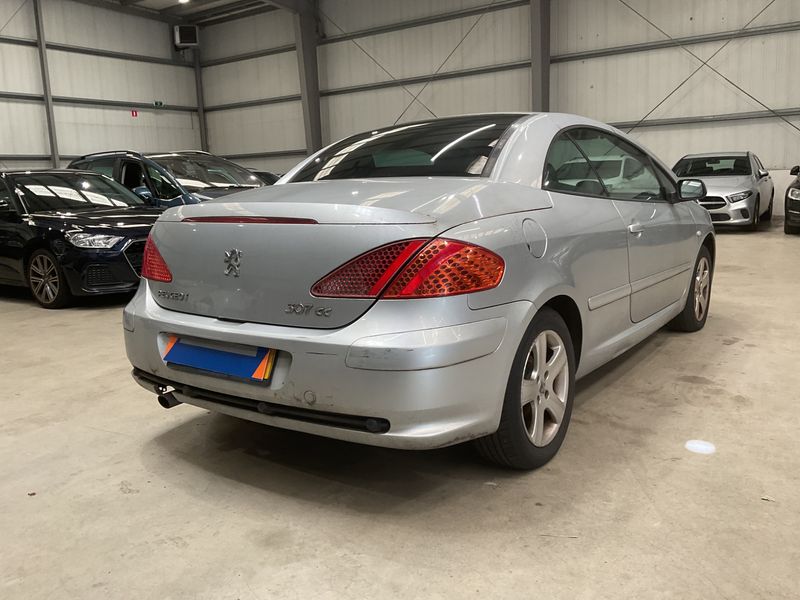 Peugeot 307 2.0 Basis 2004 – снимка 2