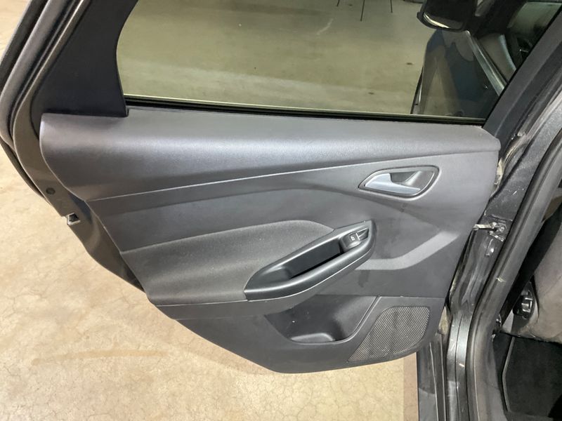 Ford Focus 1.5 EcoBoost Titanium 2018 – снимка 27