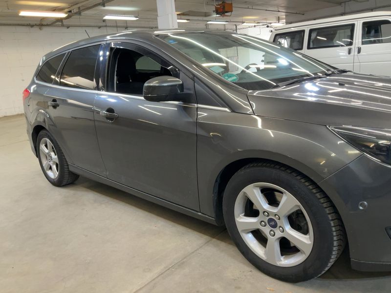 Ford Focus 1.5 EcoBoost Titanium 2018 – снимка 12
